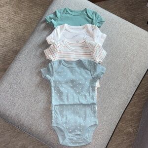 Carters Baby Onsie Bundle 0-3 mo